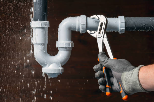 Professional Emergency Plumber technician working in Bowman, ND